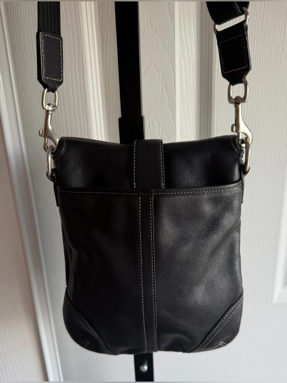 Coach Soho Vintage Black Leather Shoulder Bag  Adjustable Strap Women’s